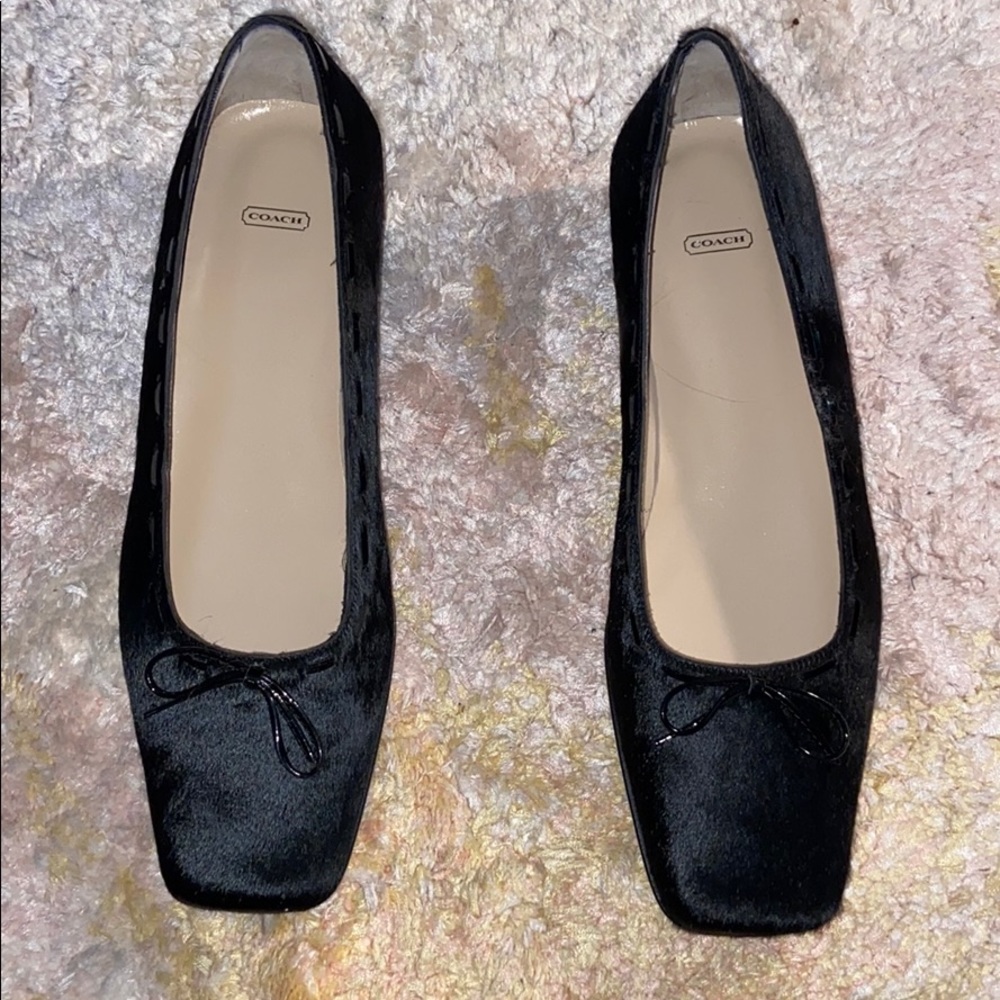 NWOT Coach Black Carrie Pony Heeled Loafers, fits like a size 7